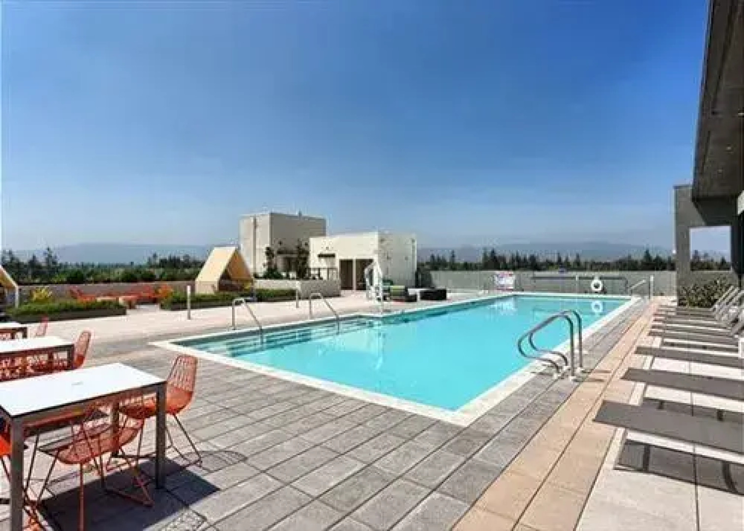 Hearth 219 Chic 1/1 in Santa Clara by RedAwning