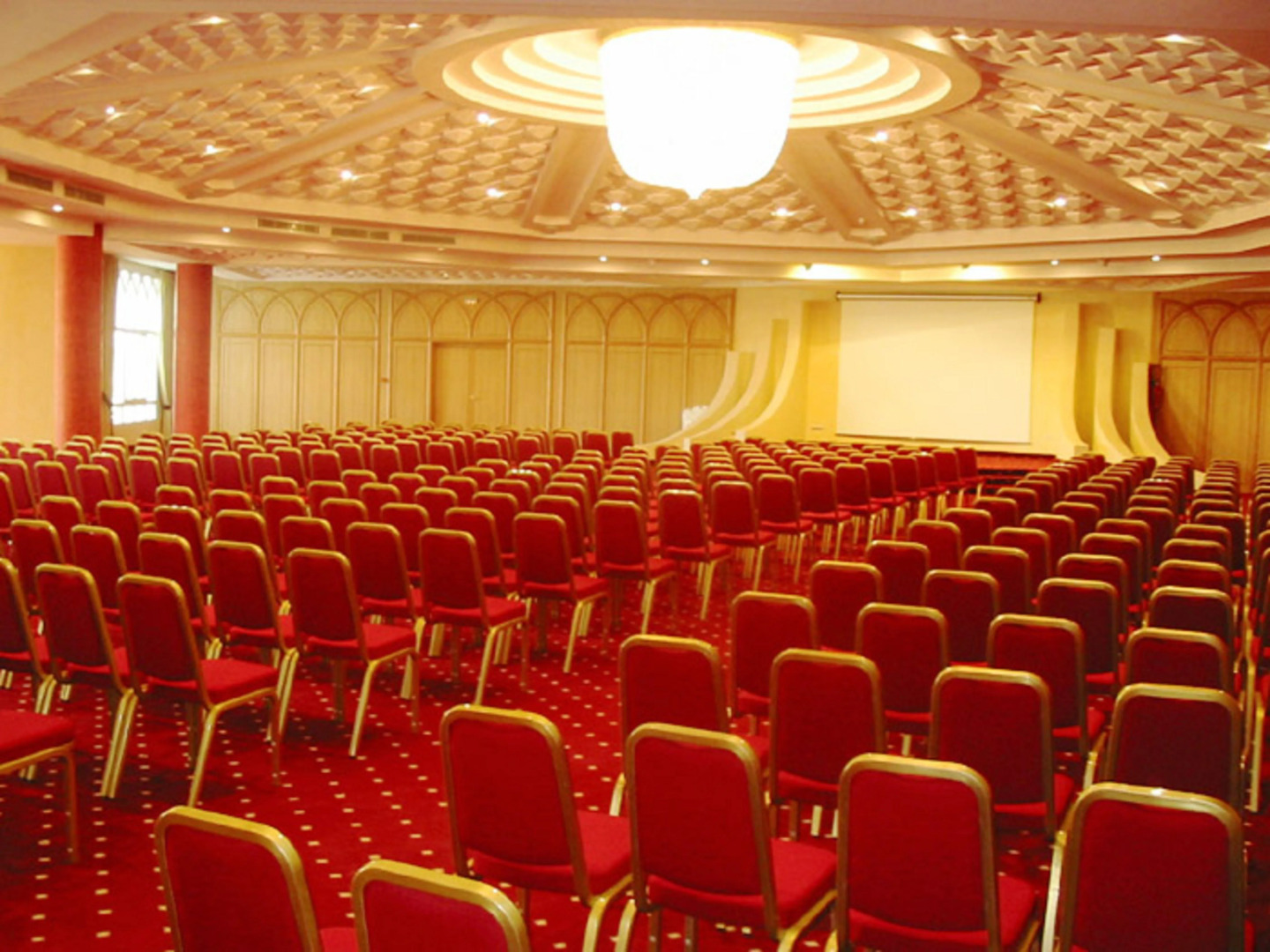 Royal Tulip Taj Sultan