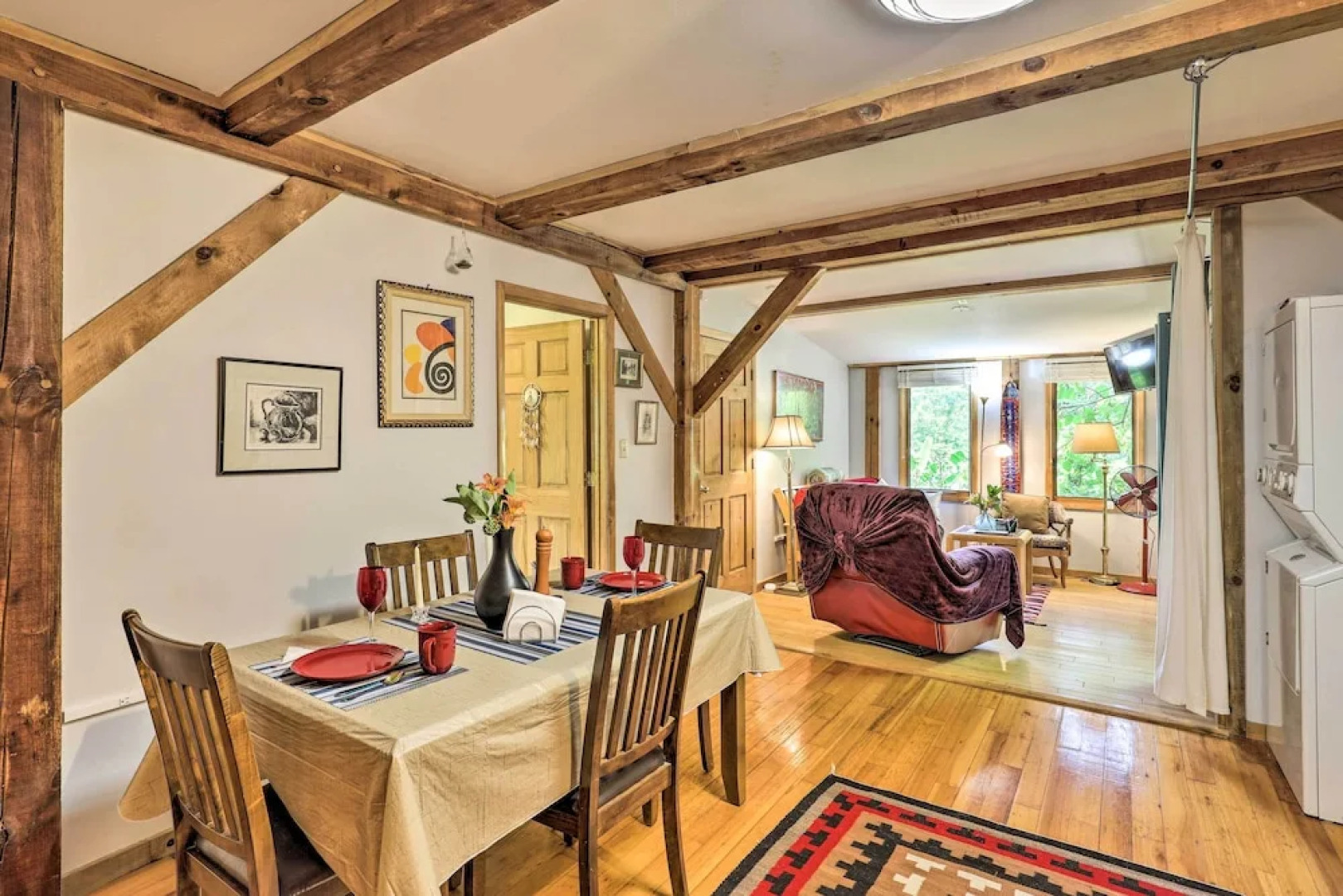 BBQ Deck + Views: 'sweet Suite' in Leicester