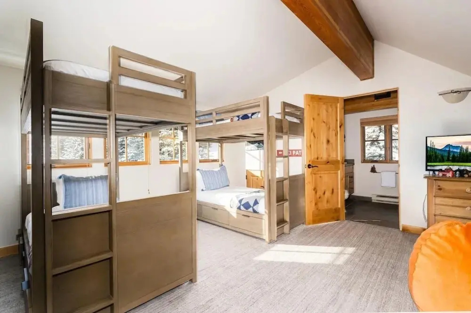 Moonlight Mountain Home 36