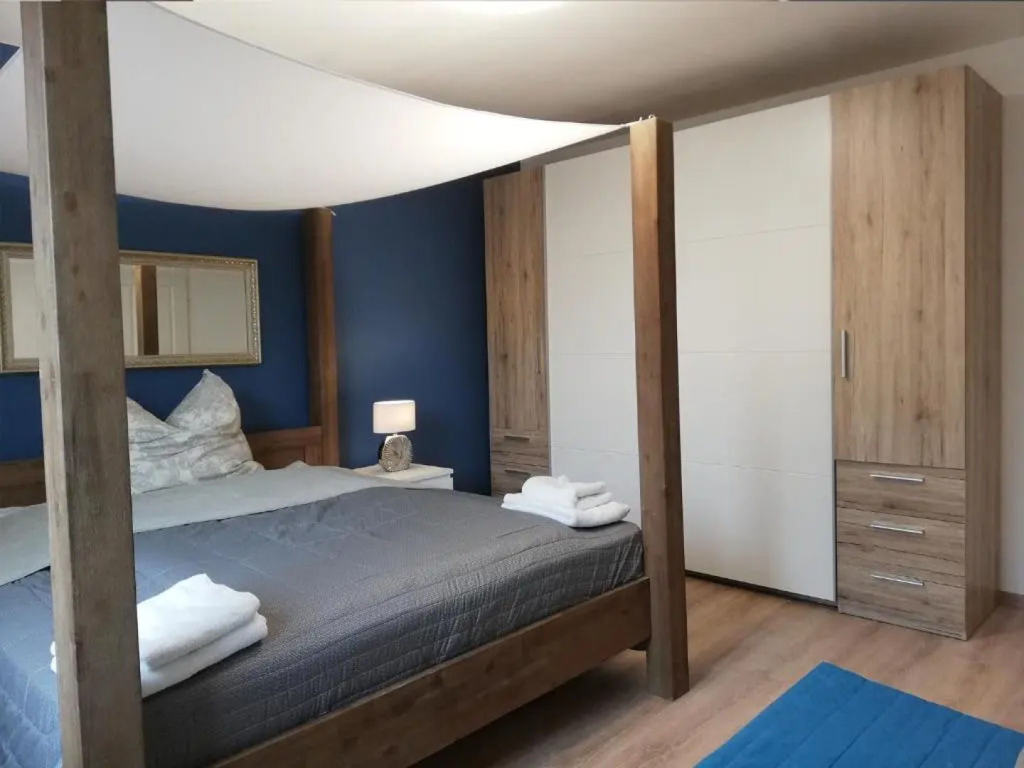 Schöne Wohnungen am Bahnhof in Dachau - 20 Min bis München Zentrum