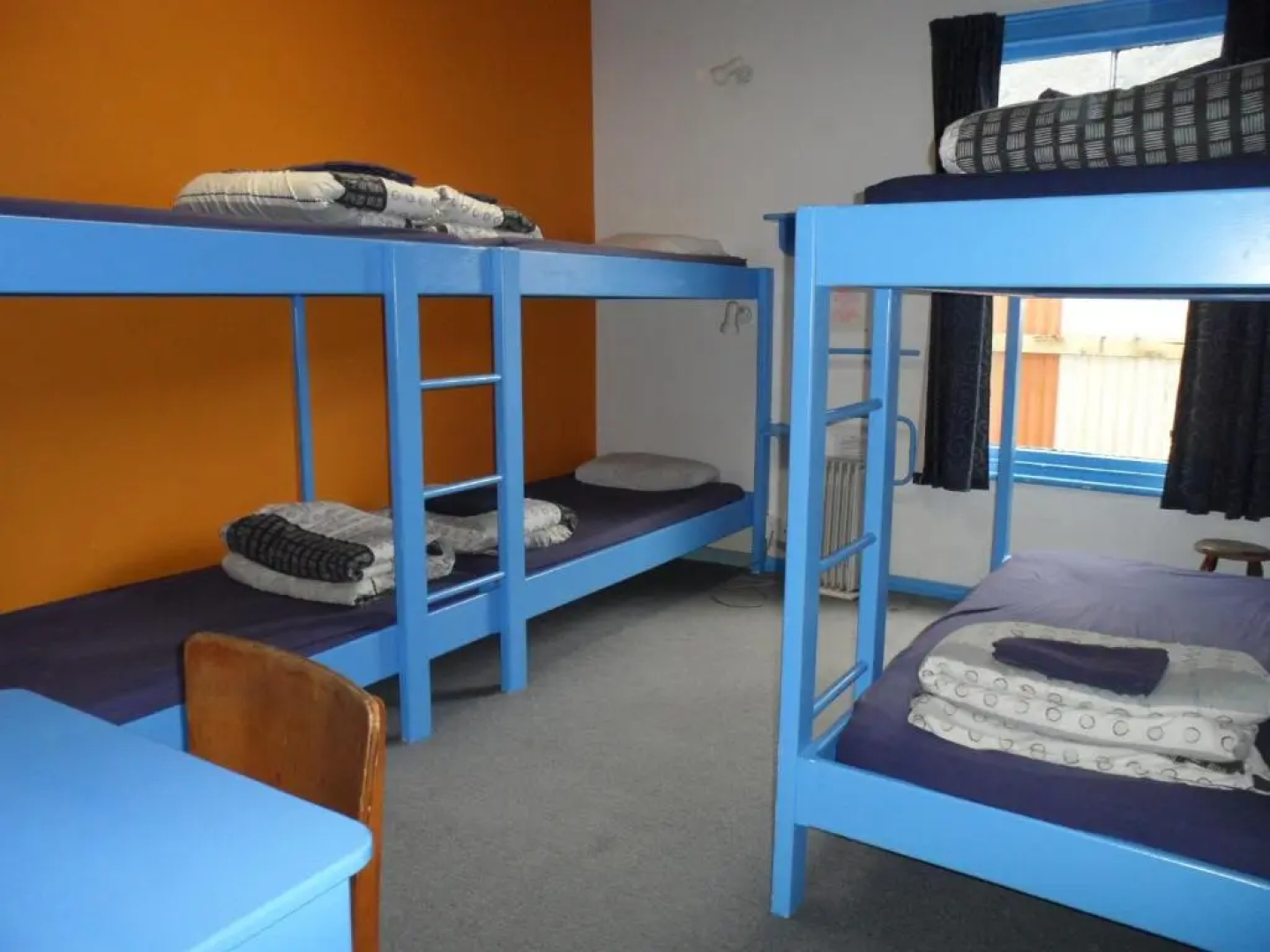 Sequoia Lodge & Backpackers