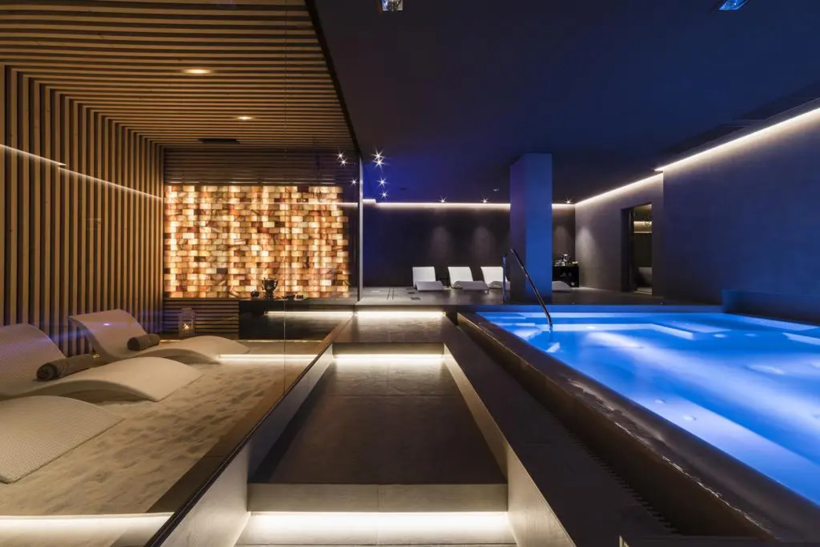 D'Aragona Lifestyle Hotel