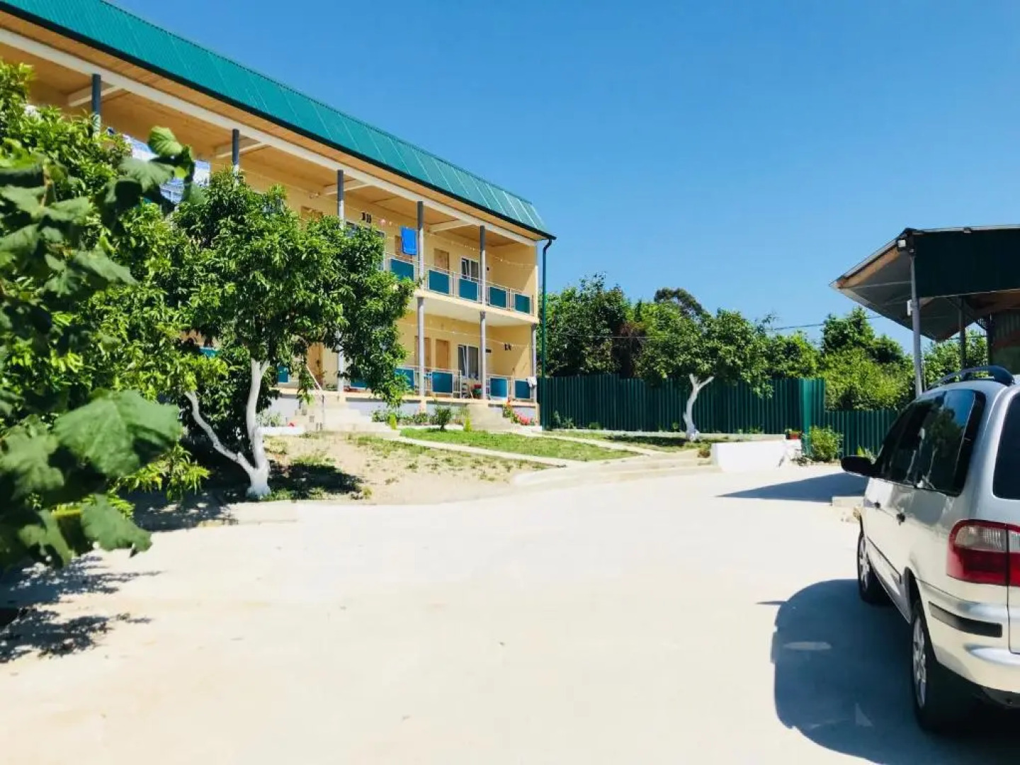 Bugenvilia Guesthouse