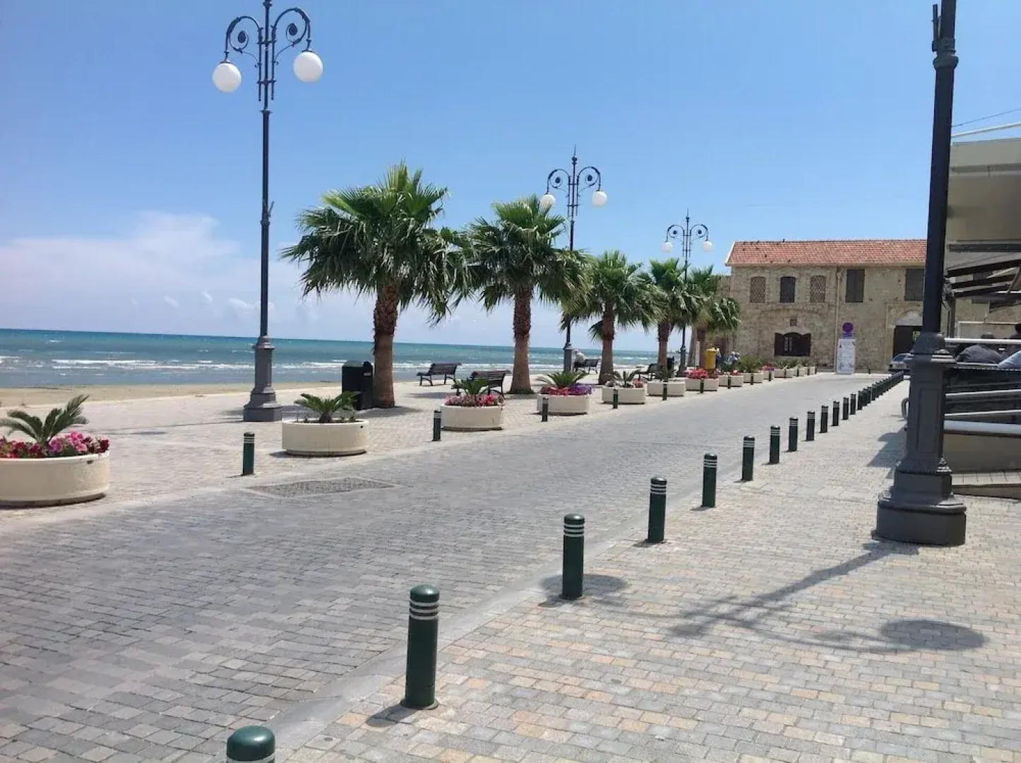 Beautiful 2-bed Apartment in Oroklini