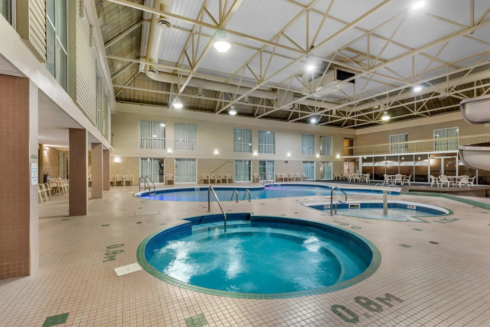 Clarion Hotel & Suites