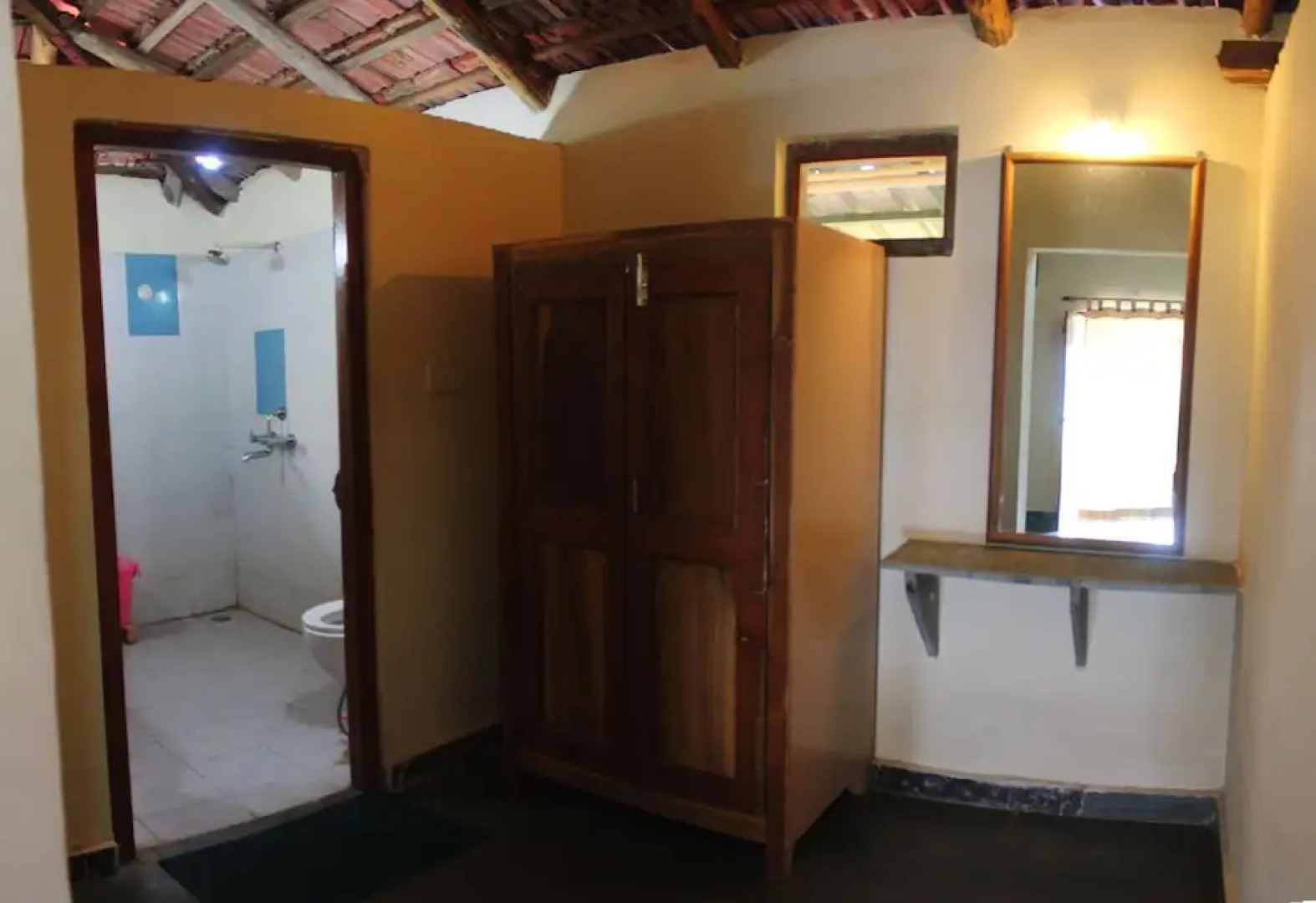 Madhai Riverside Lodge