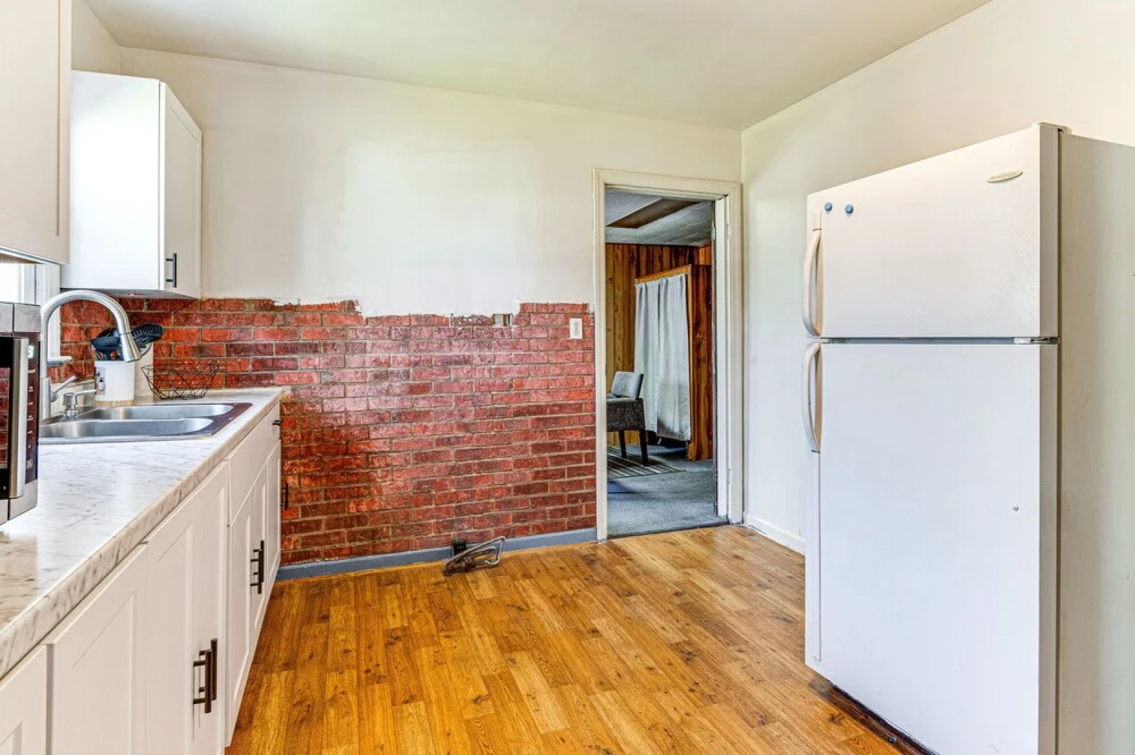 Bright Muncie Home w/ Yard ~ 2 Mi to Downtown!