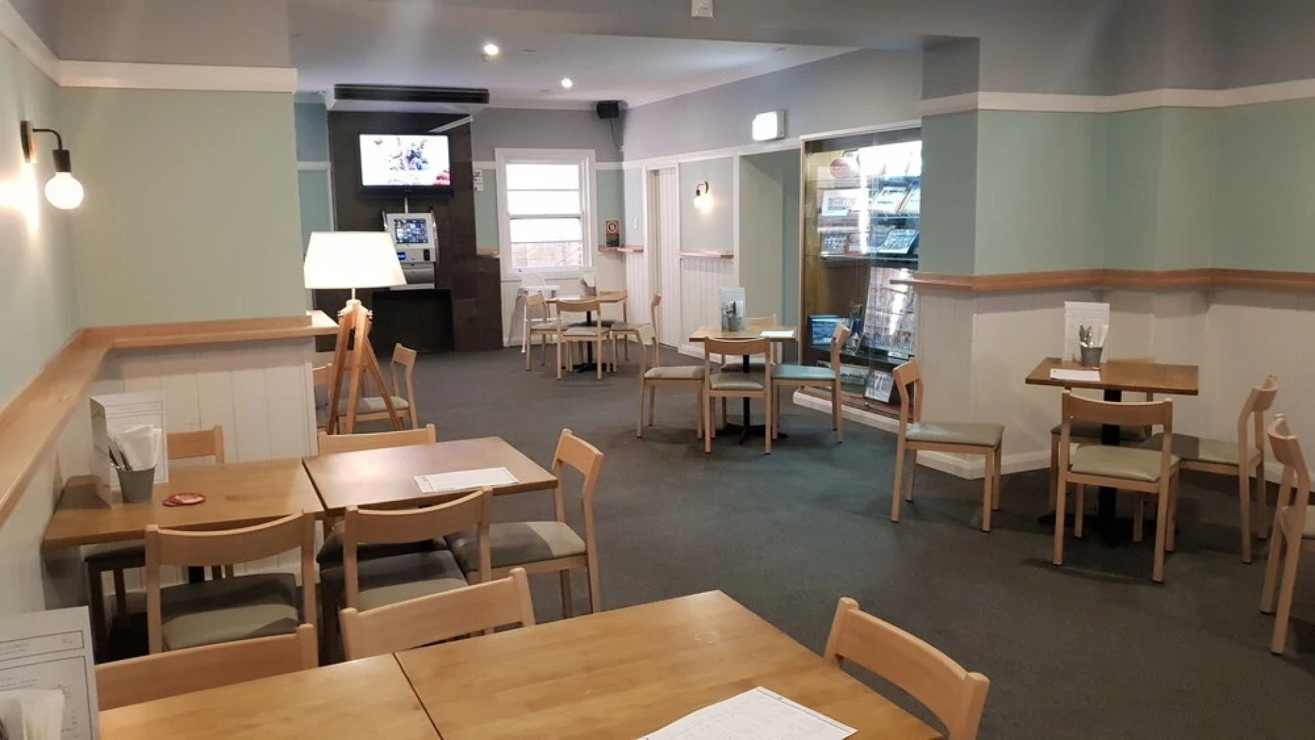 The Australian Hotel Motel Yass