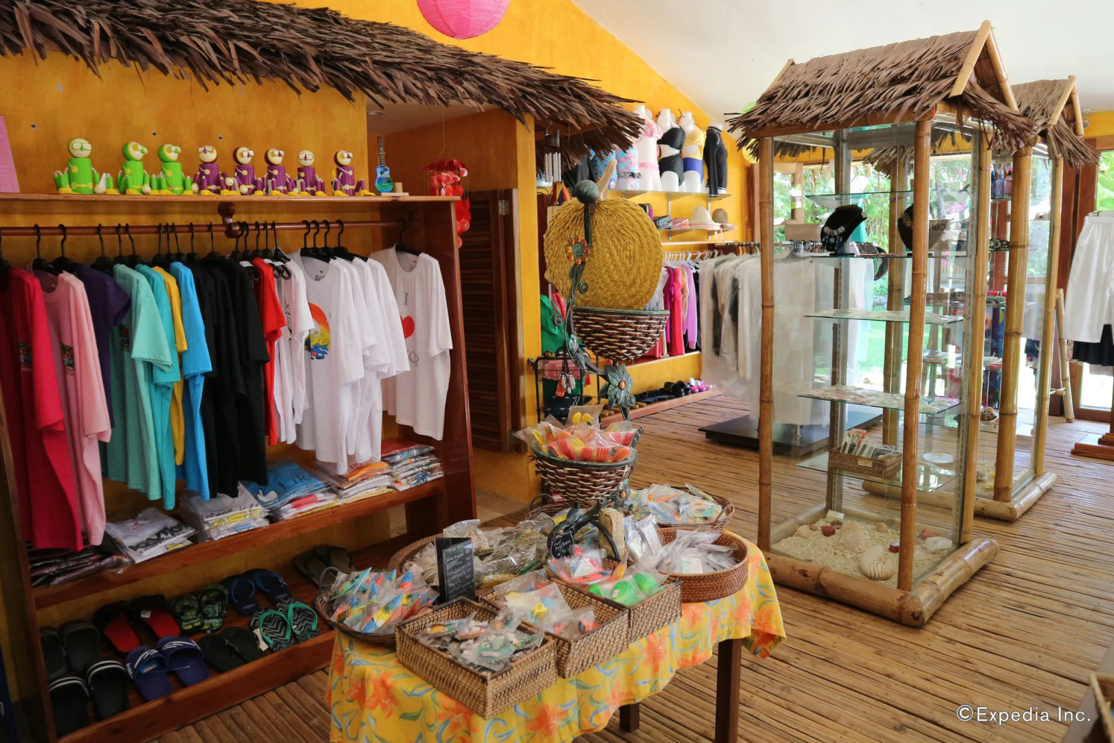 Coco Grove Beach Resort