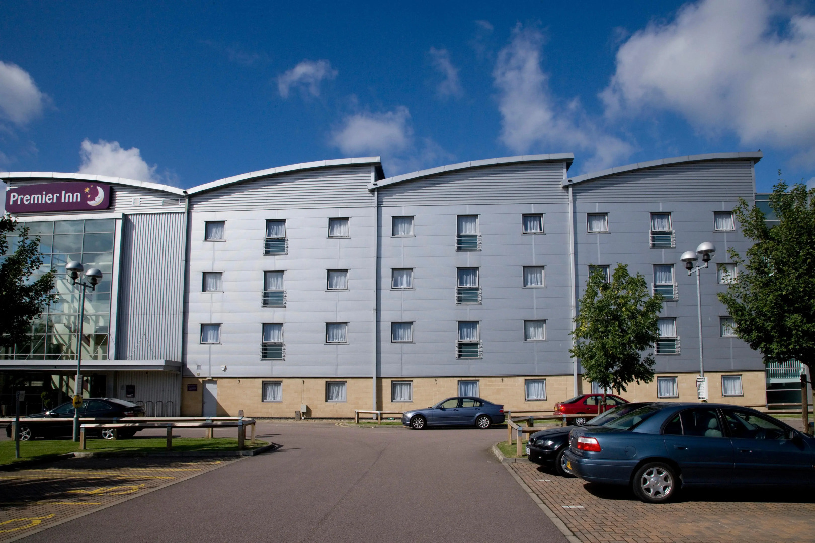 Premier Inn Watford Central