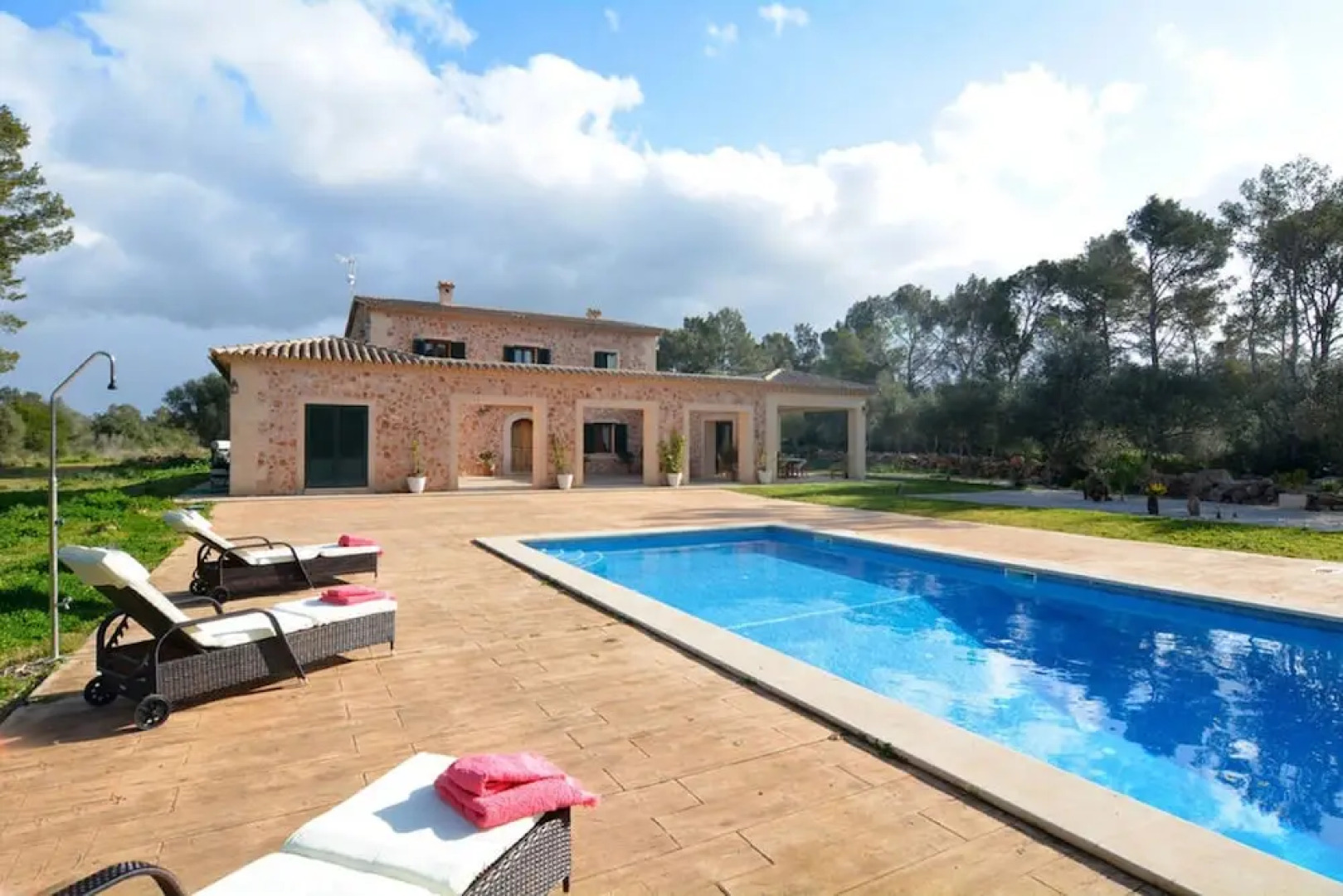 Divina - Santa Eugenia - Adults Only