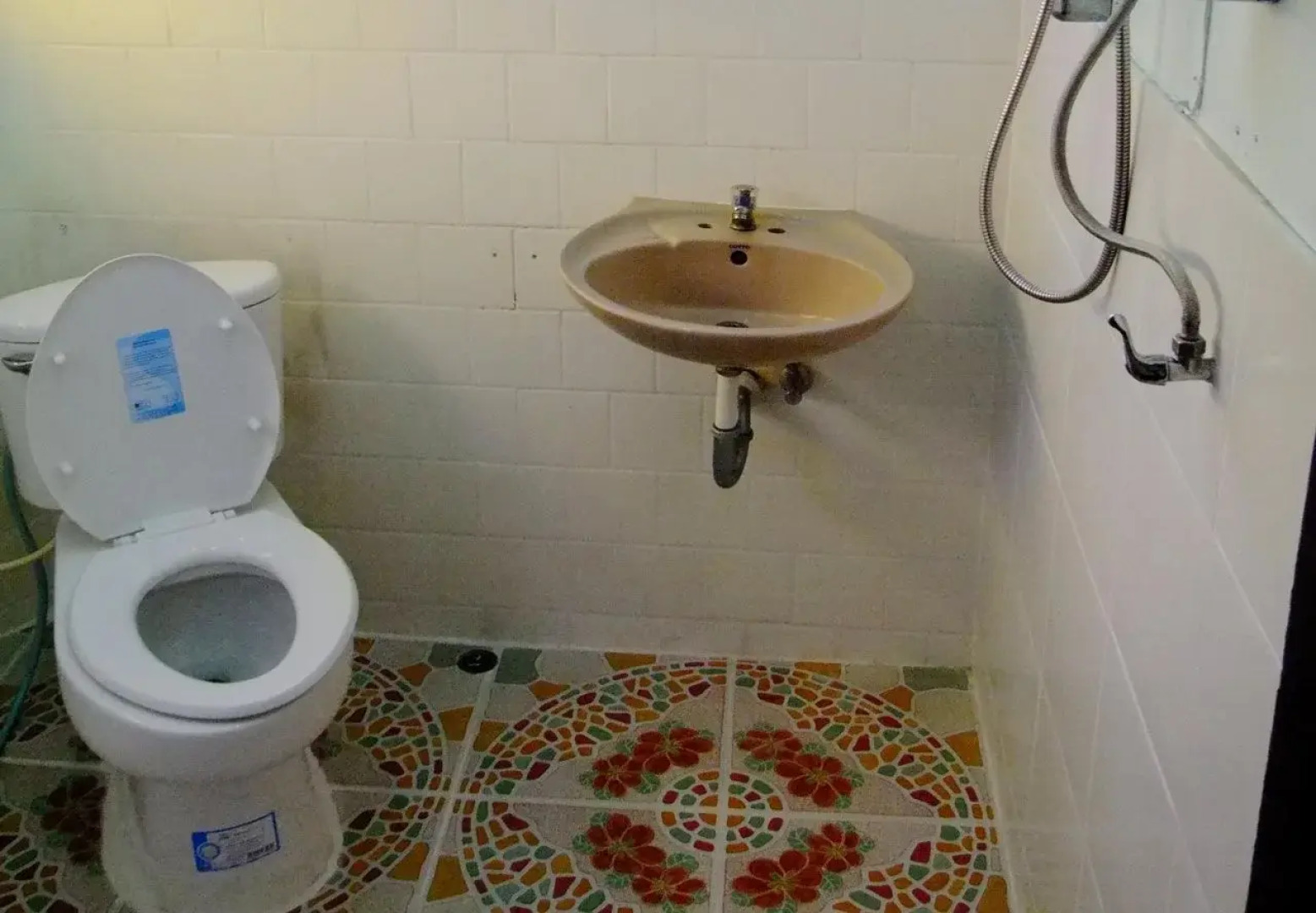 The Gallery 24, Art Cafe Guesthouse Chiang Mai