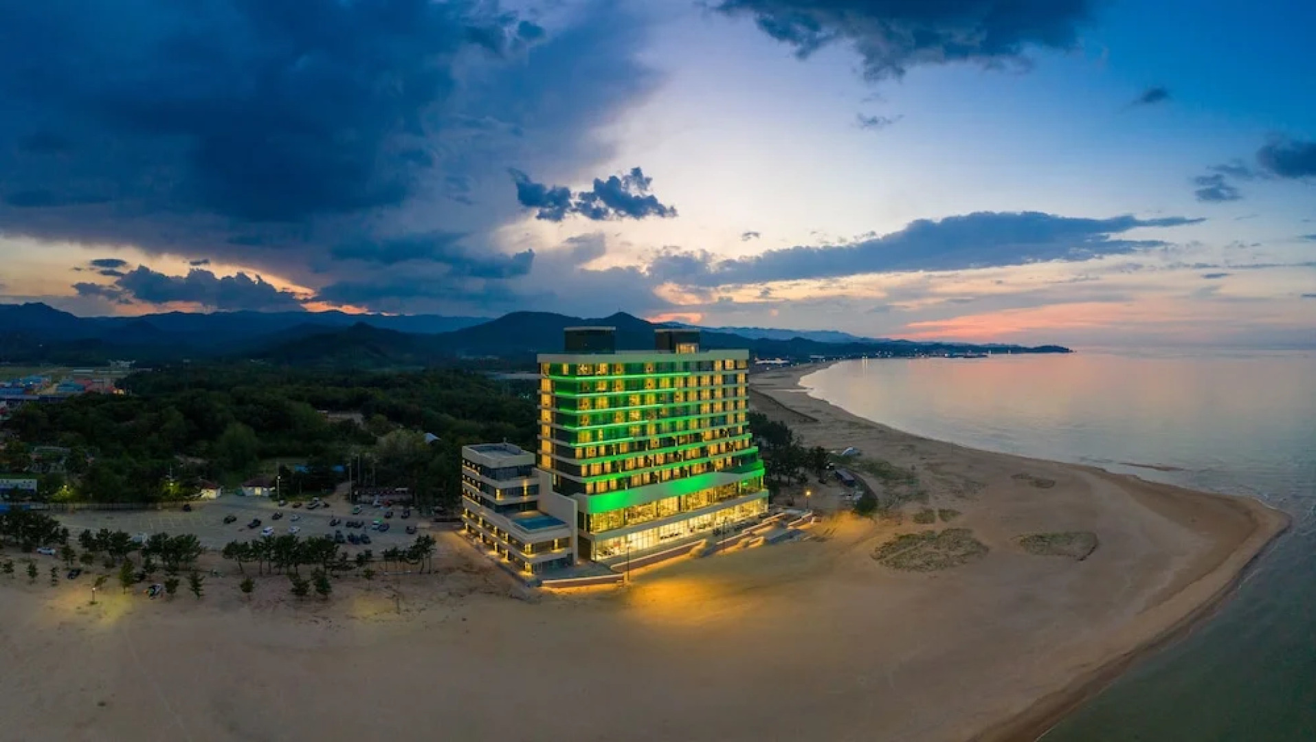 Renebleu by Sol Beach