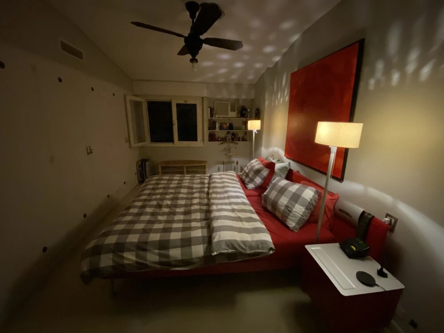 Deaf twins bed/breakfast