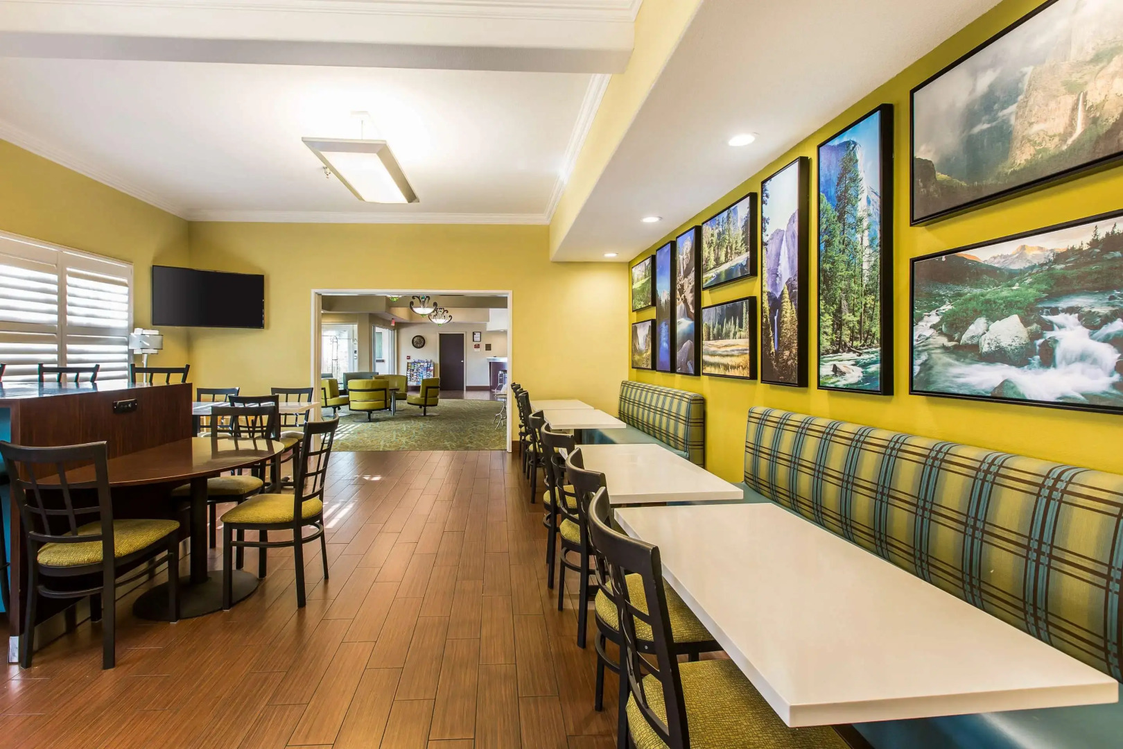 Comfort Suites Fresno River Park