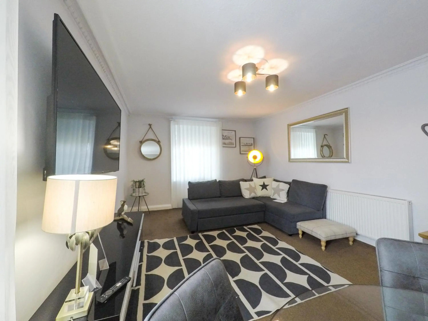 The Upper Largo Hotel & Restaurant