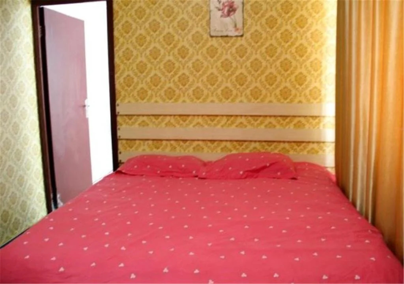 Liaocheng Shenxian Rainbow Express Inn