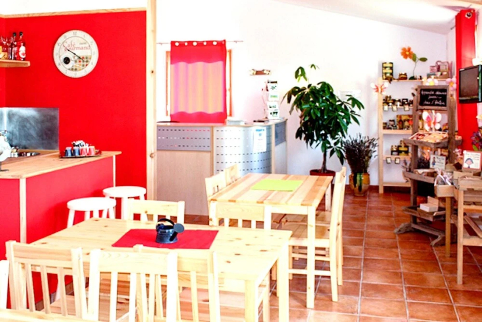 Chalet With 2 Bedrooms in Pauilhac, With Wonderful Mountain View, Pool