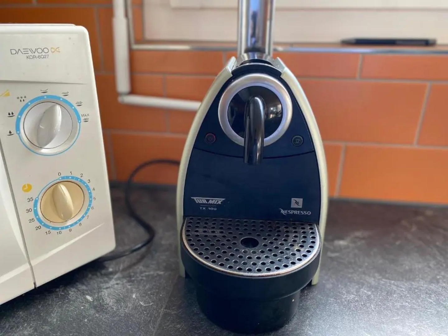 A beautiful apartment with direct view at the lake for 4 persons