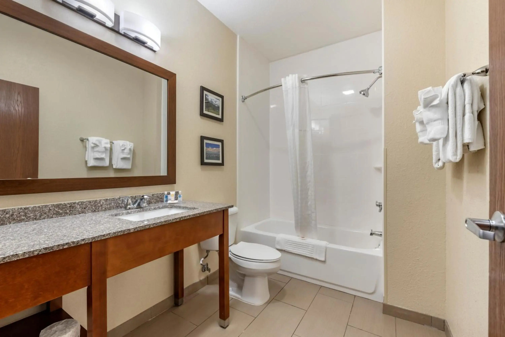 Comfort Inn & Suites Pueblo