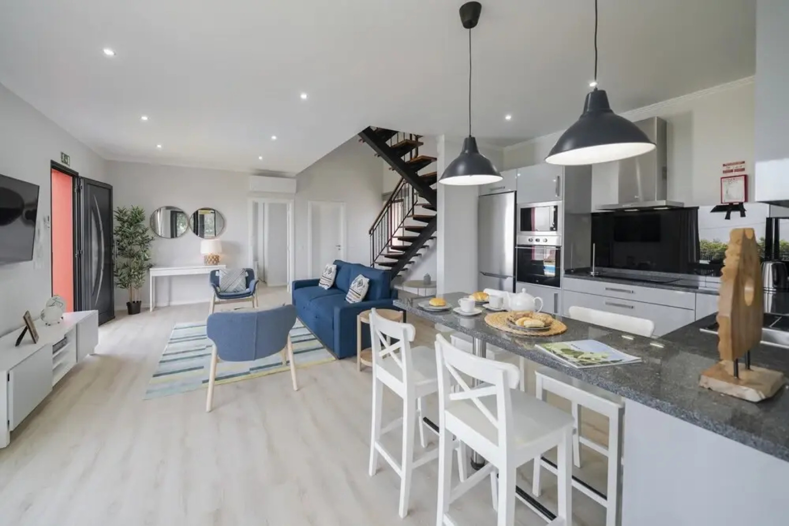 Felicidade Rocha I, for Families, With a Pool