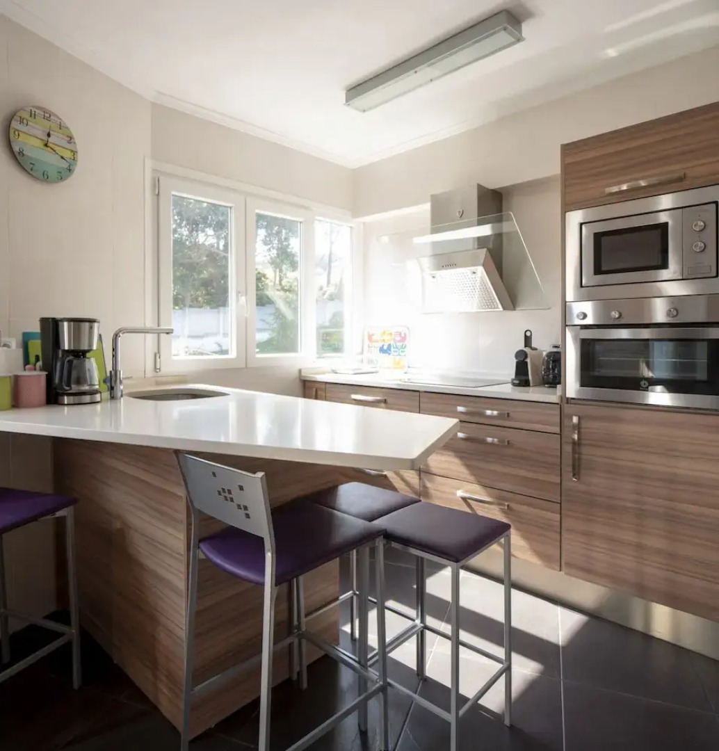 SEAVIEW I apartment by Aston Rentals