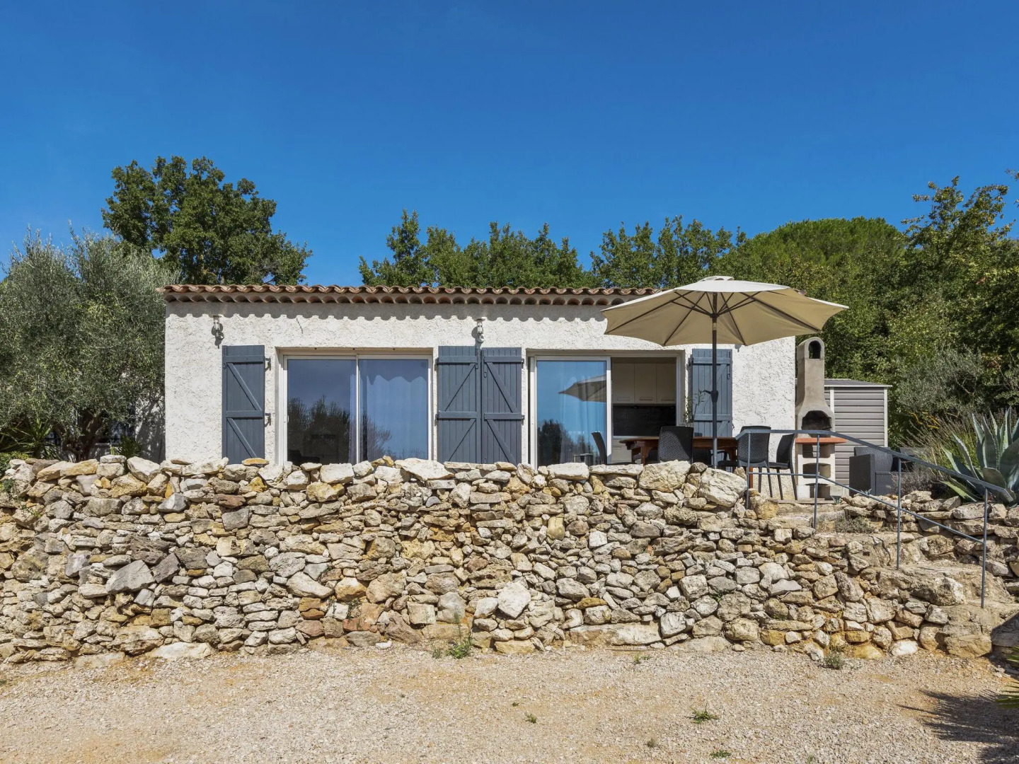 Detached house with private pool, 4 km from the medieval town of Brignoles