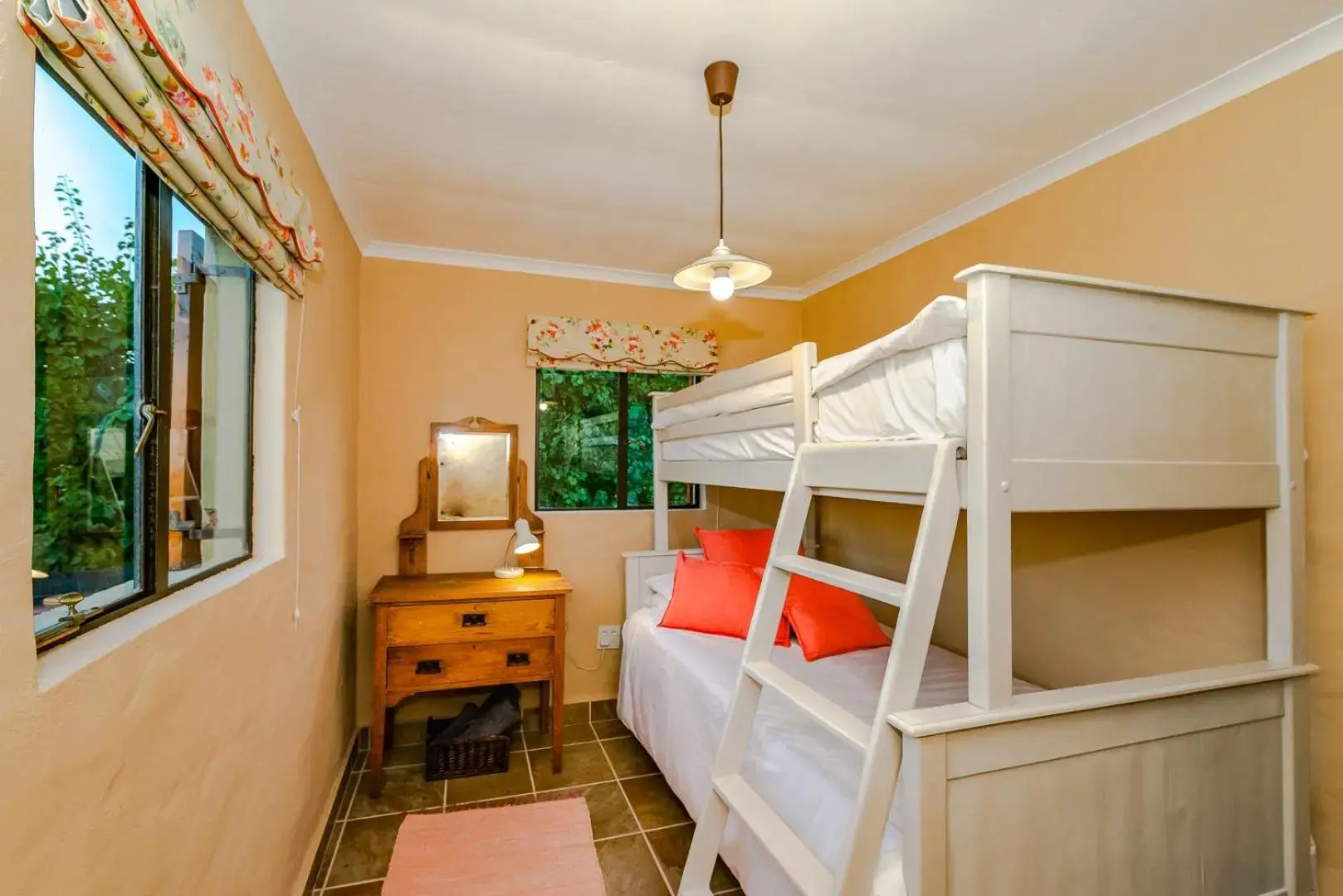 Karusa’s Farm Cottage