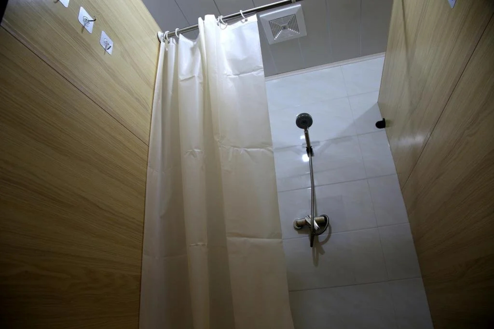 Blue Sky Youth Hostel