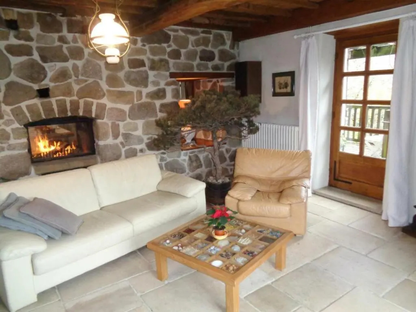 Gîte Essertines-en-Donzy, 5 pièces, 10 personnes - FR-1-496-200