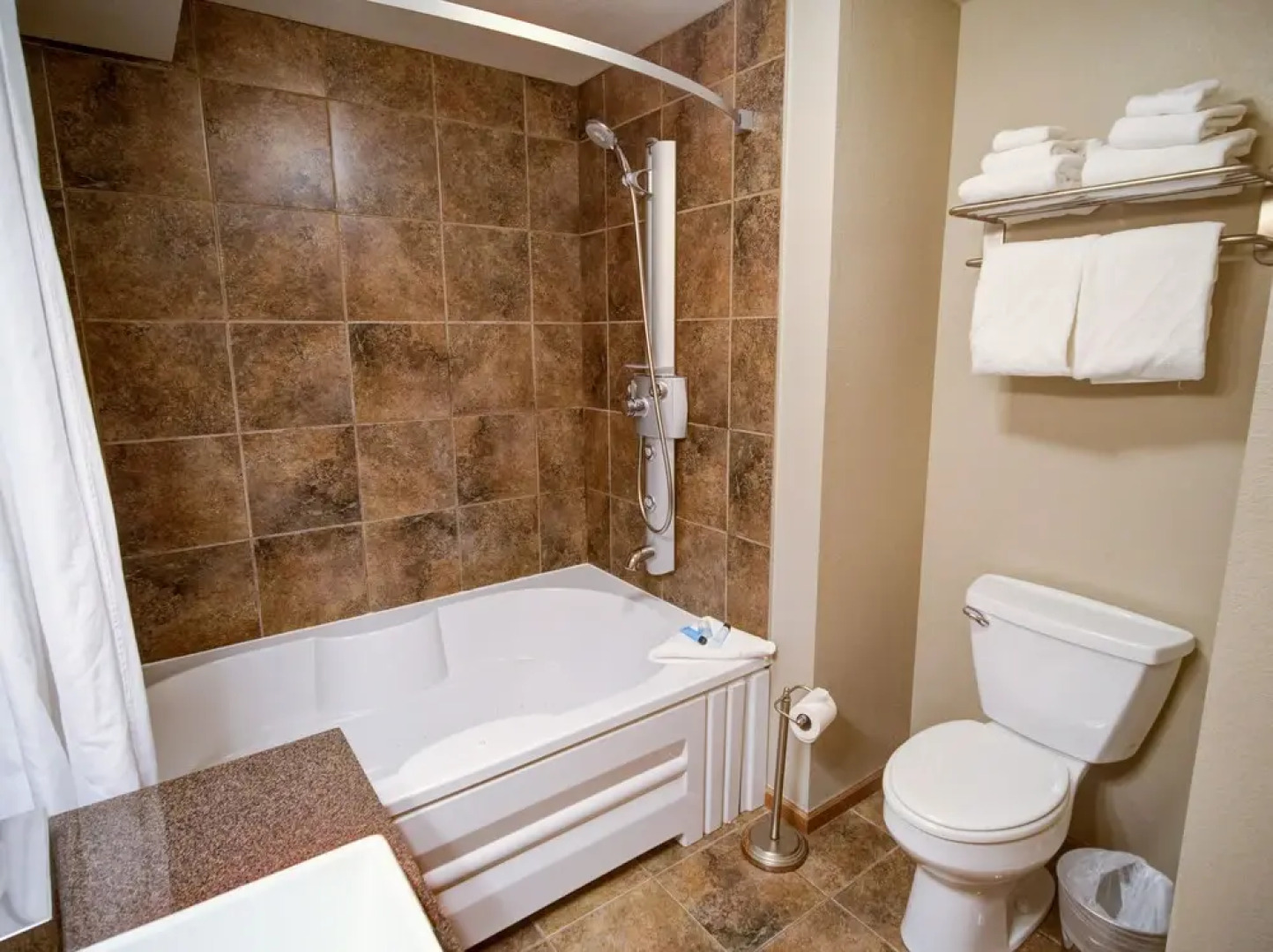 Beacon Pointe on Lake Superior