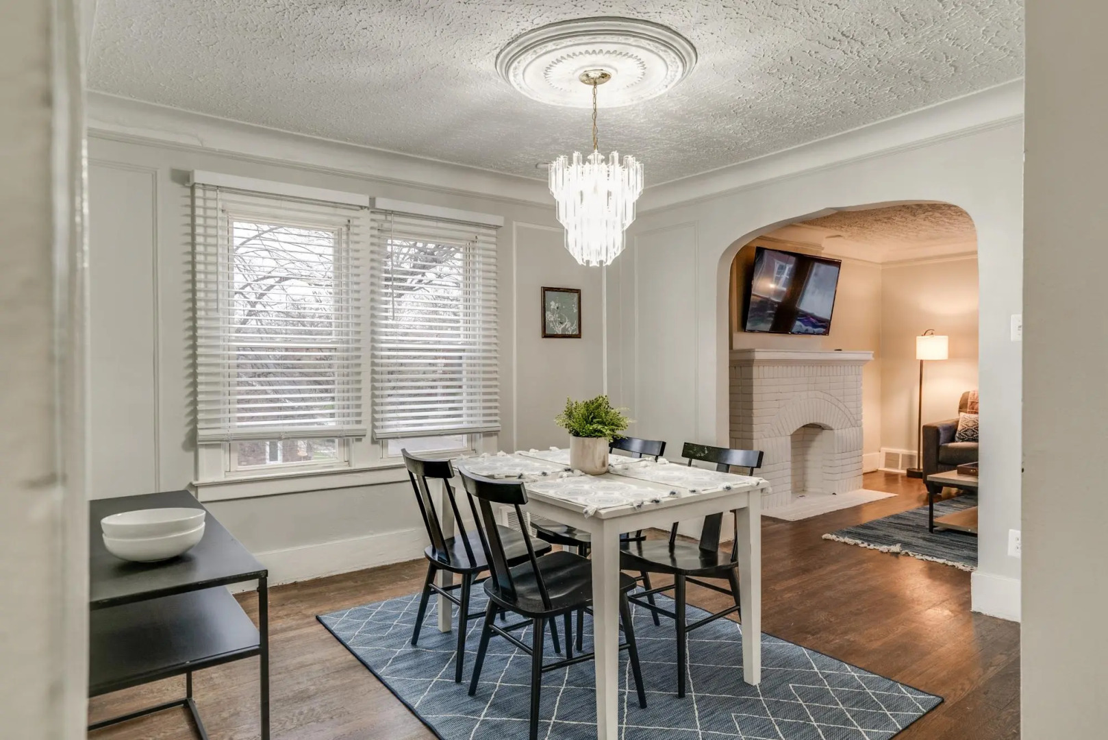 Cozy and Comfortable Apartment