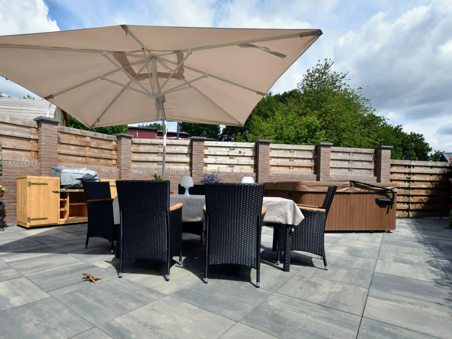 Luxury house in South Limburg with bubble bath and sauna