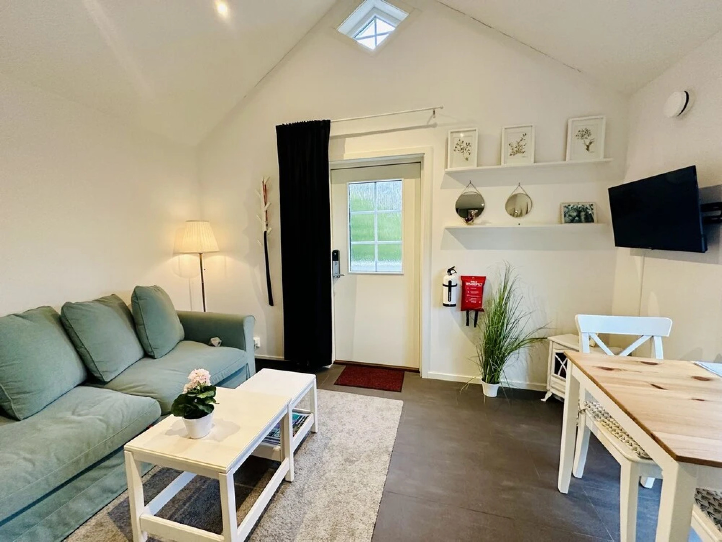 Prinshöjden Hotel - Smart Digital Apartments & Villas