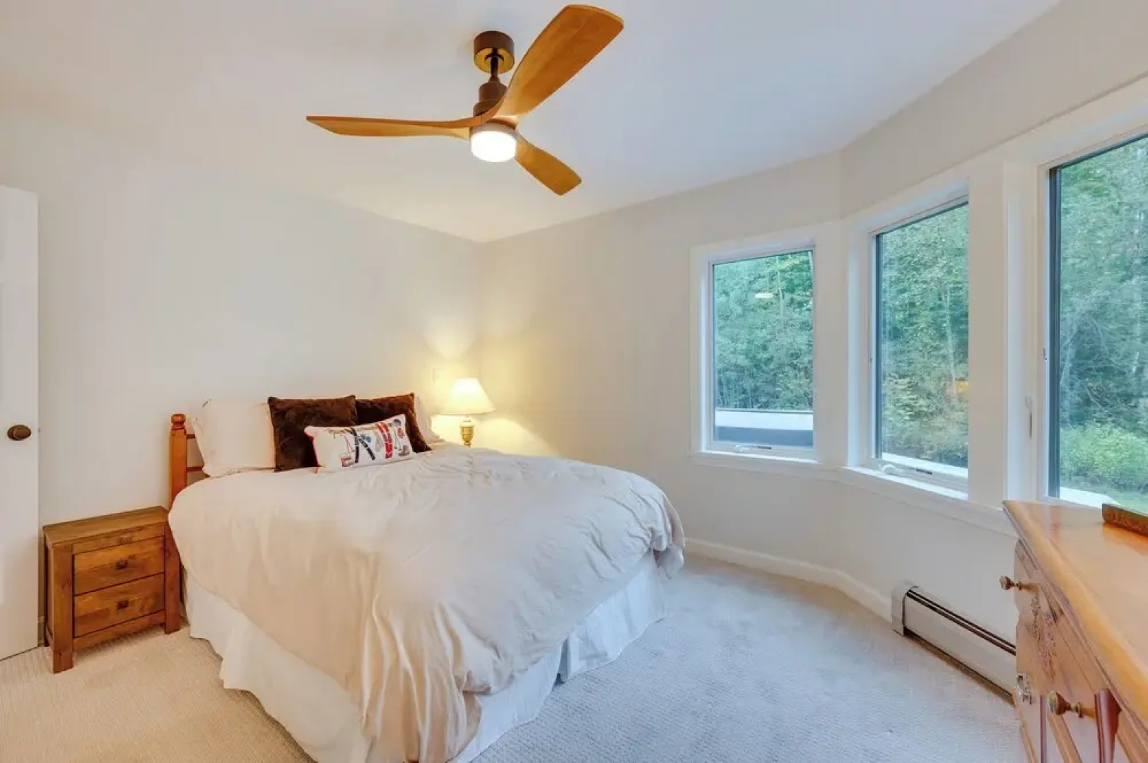 Ski-in Condo w/ Hot Tub on Burke Mtn Slopes!