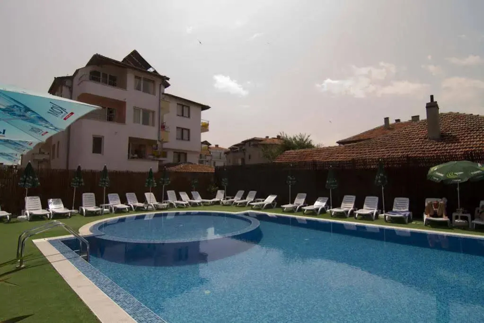 Salena Plaza Hotel