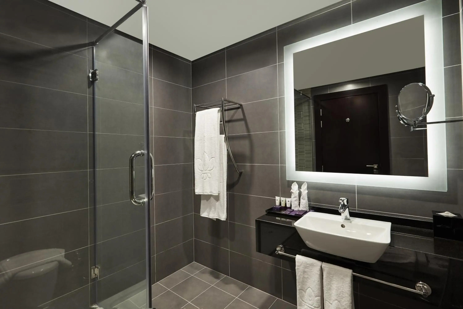 V Hotel Bencoolen