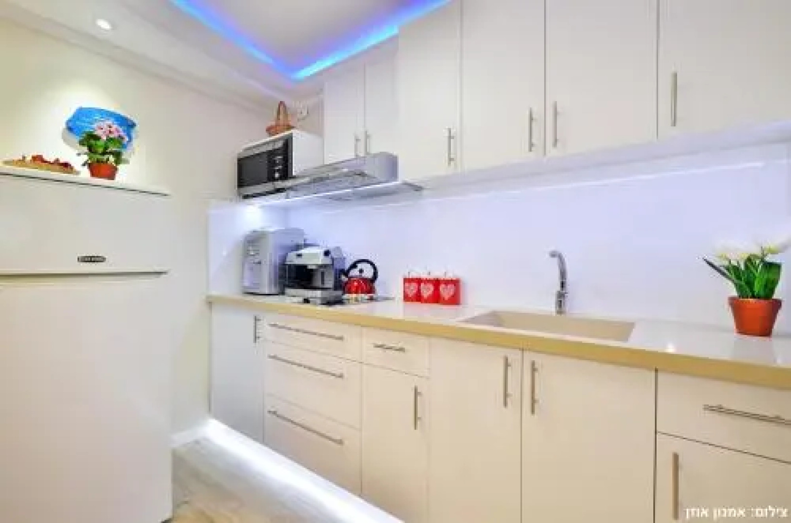 Beautiful Place for Two - Tzimer