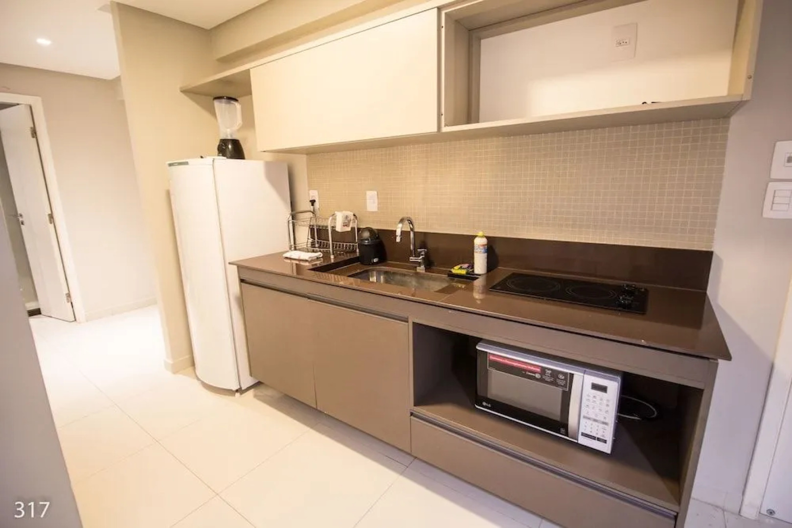 Holandas Prime Shopping Residence