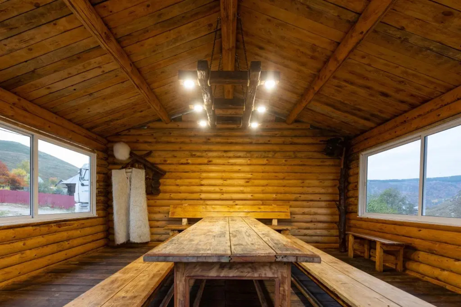 Hostel Shirokii dol