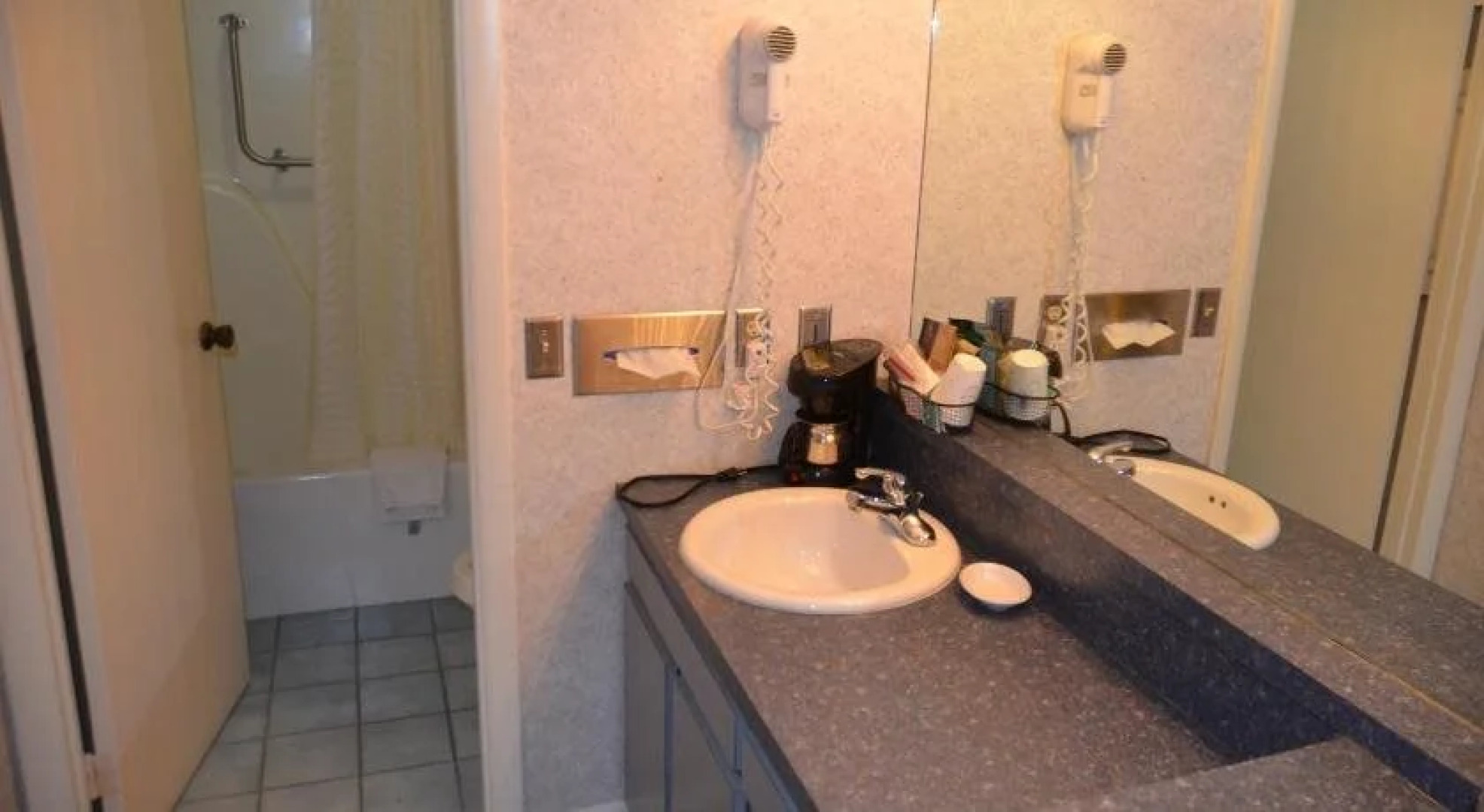 Zoders Inn and Suites