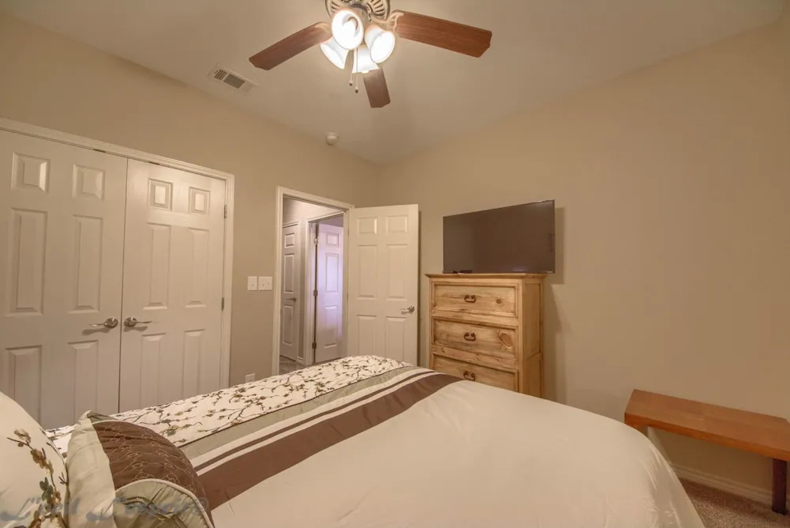 Lazy Daze RG210 - 3 Br Condo