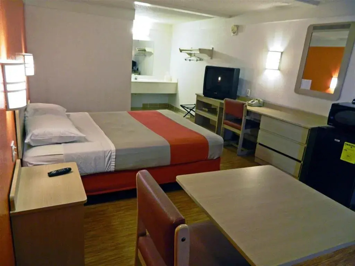 Motel 6 Benton Harbor