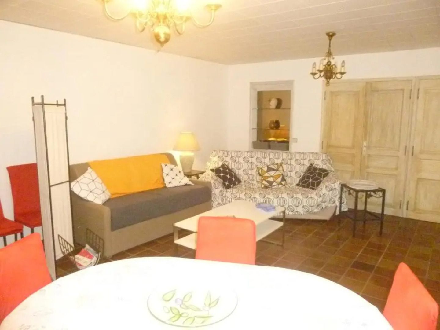 SANARY - Zone piétonne - GARAGE - CLIM - 2 chambres 4 à 6 personnes - WIFI