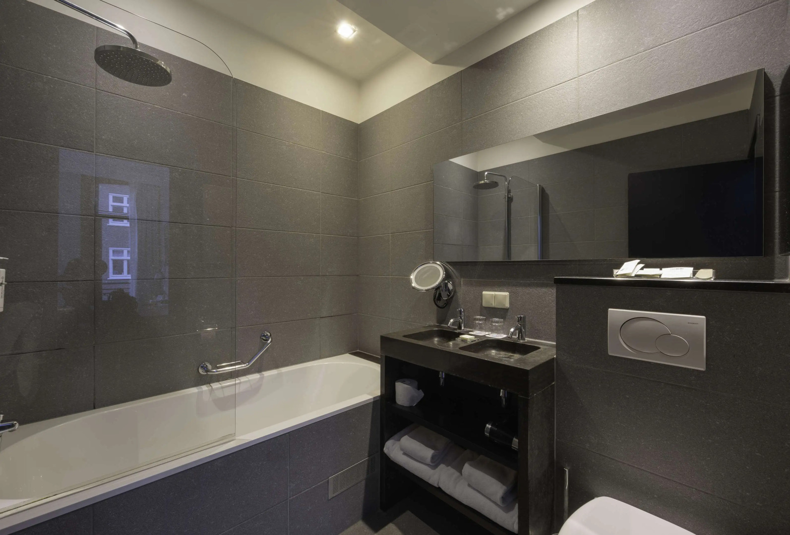 Catalonia Vondel Amsterdam