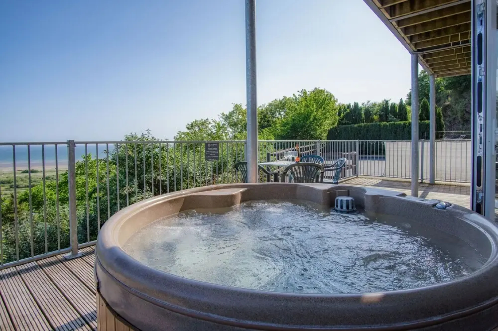 Sunbeam - 2 Bedroom Apartment - Pendine