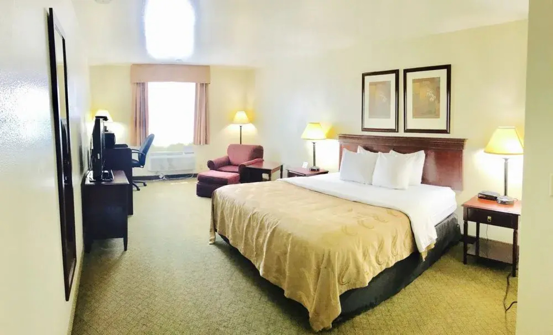 Best Western Carriage House Inn