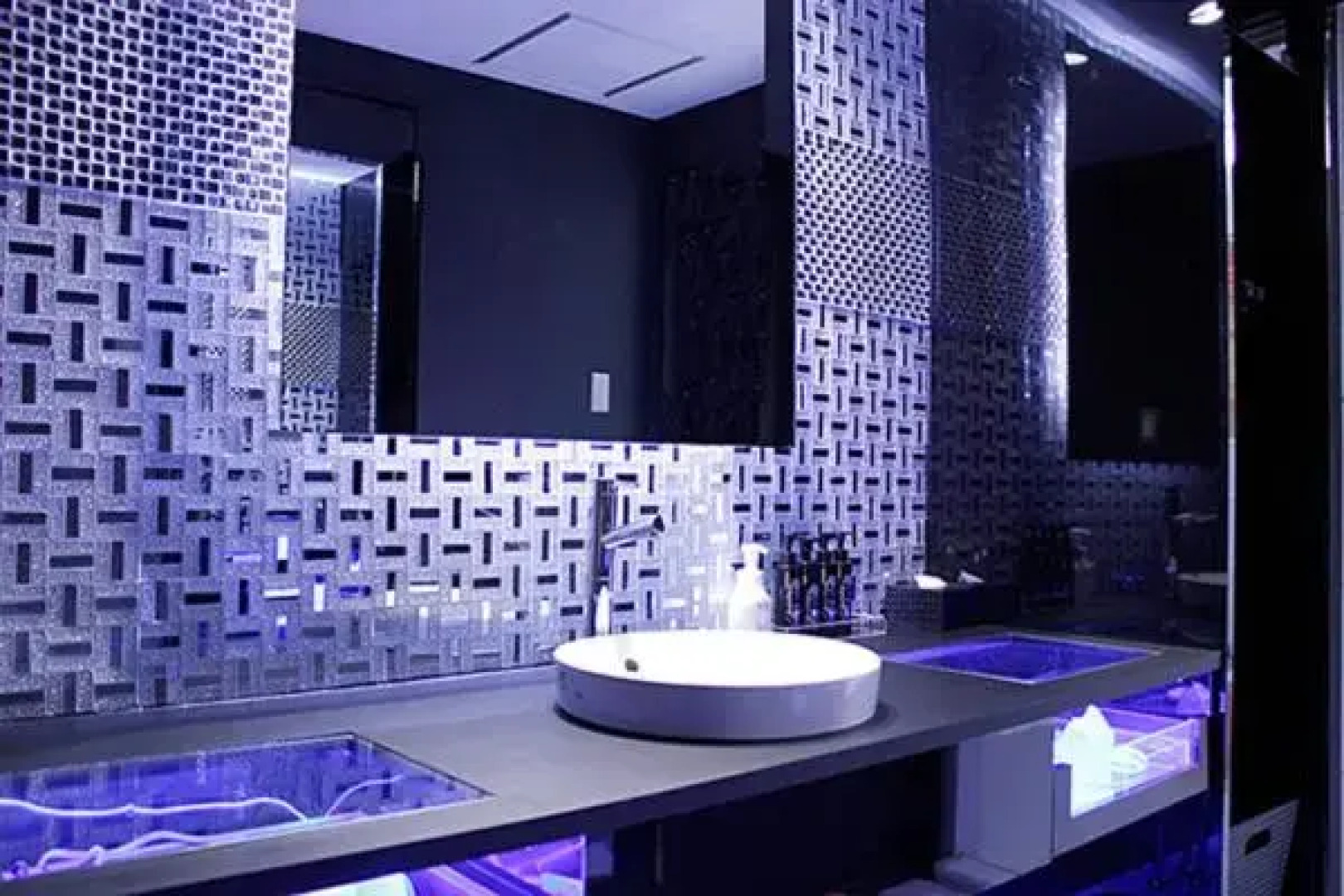 AtoZ Azumino (Adult Only)