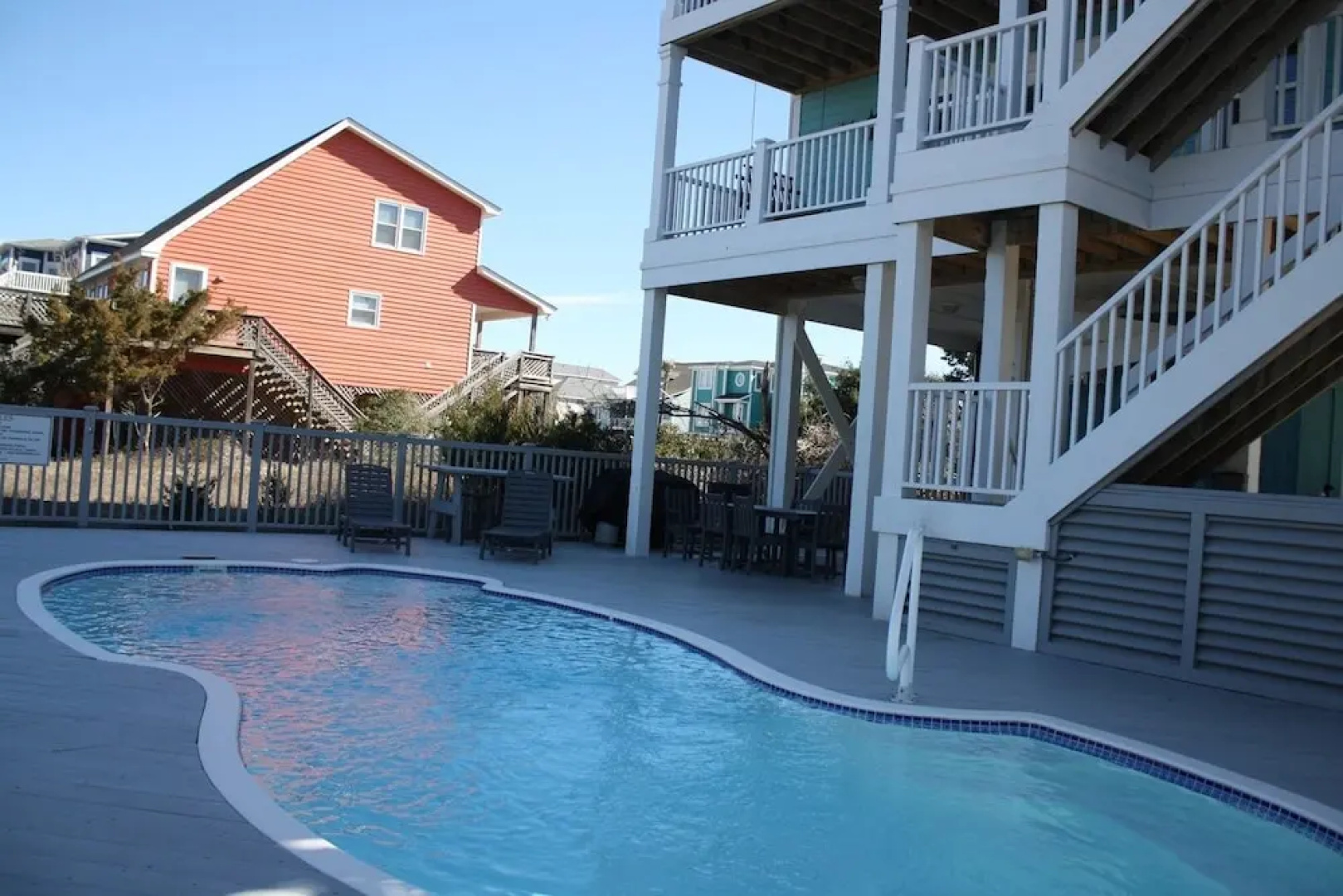 Beach Crew 4 Bedroom Home by RedAwning